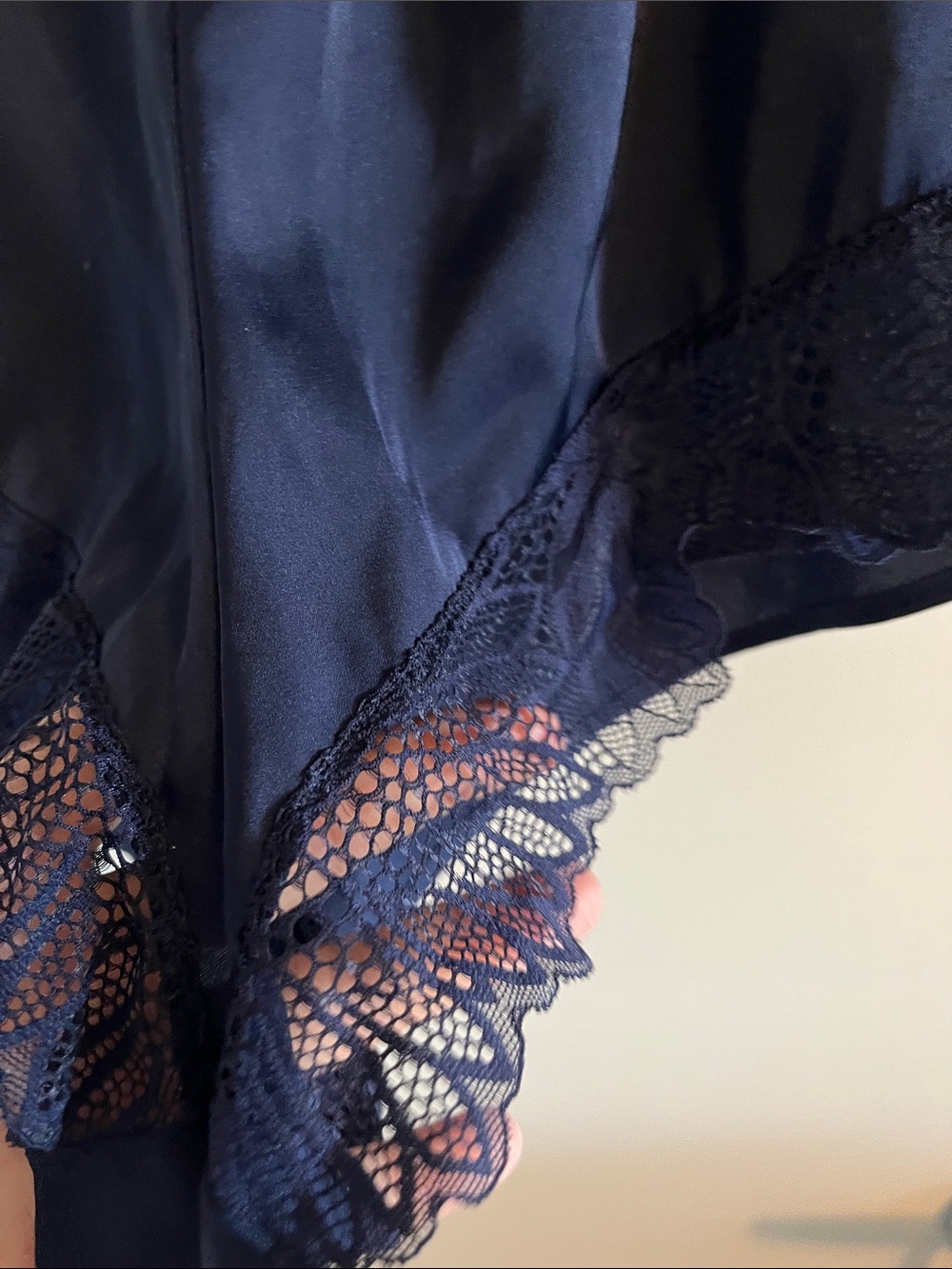 La Vie En Rose Navy Lace 4 - Piece Sleepwear Set - Picture 9 of 10
